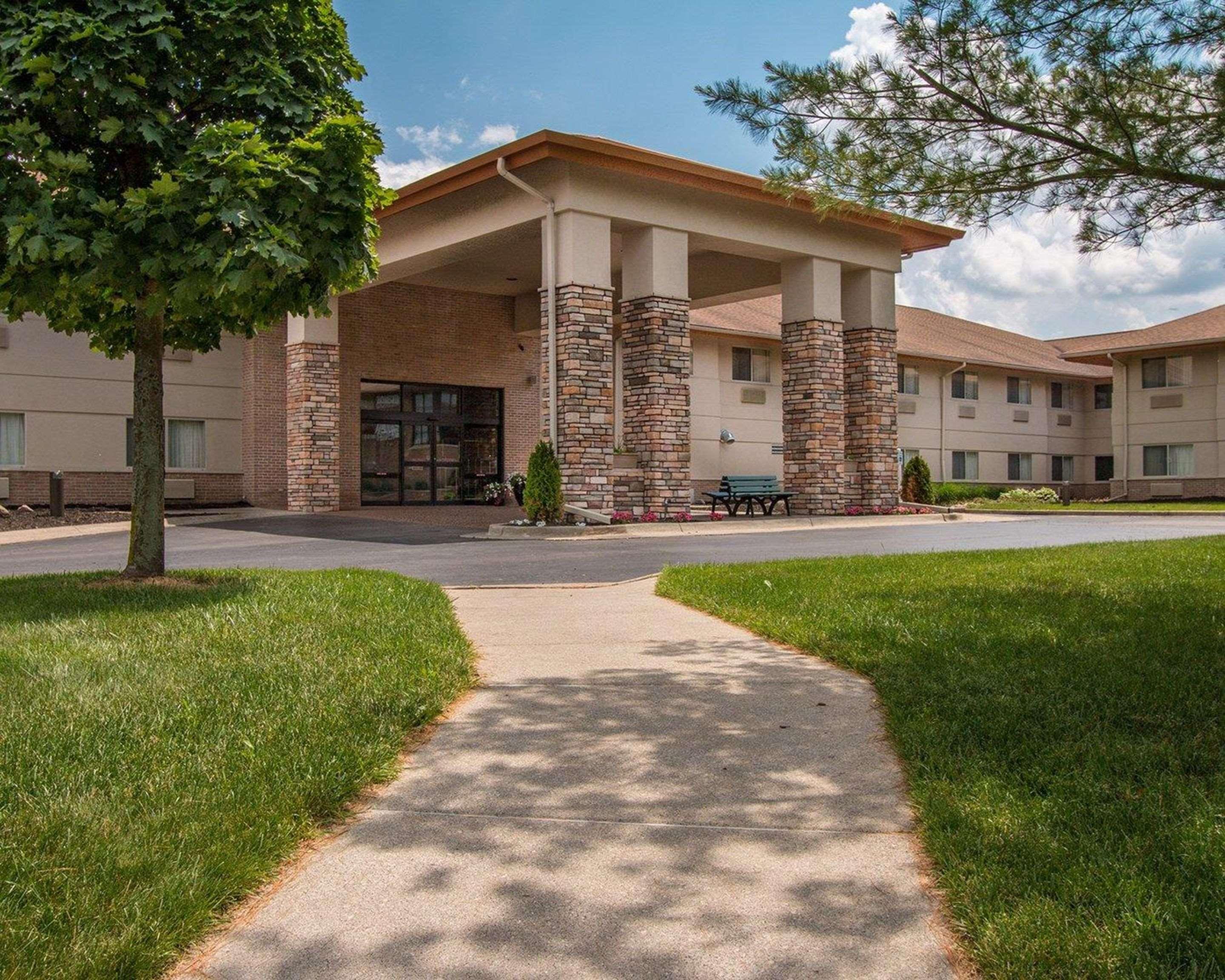 Comfort Inn Okemos - East Lansing Екстериор снимка