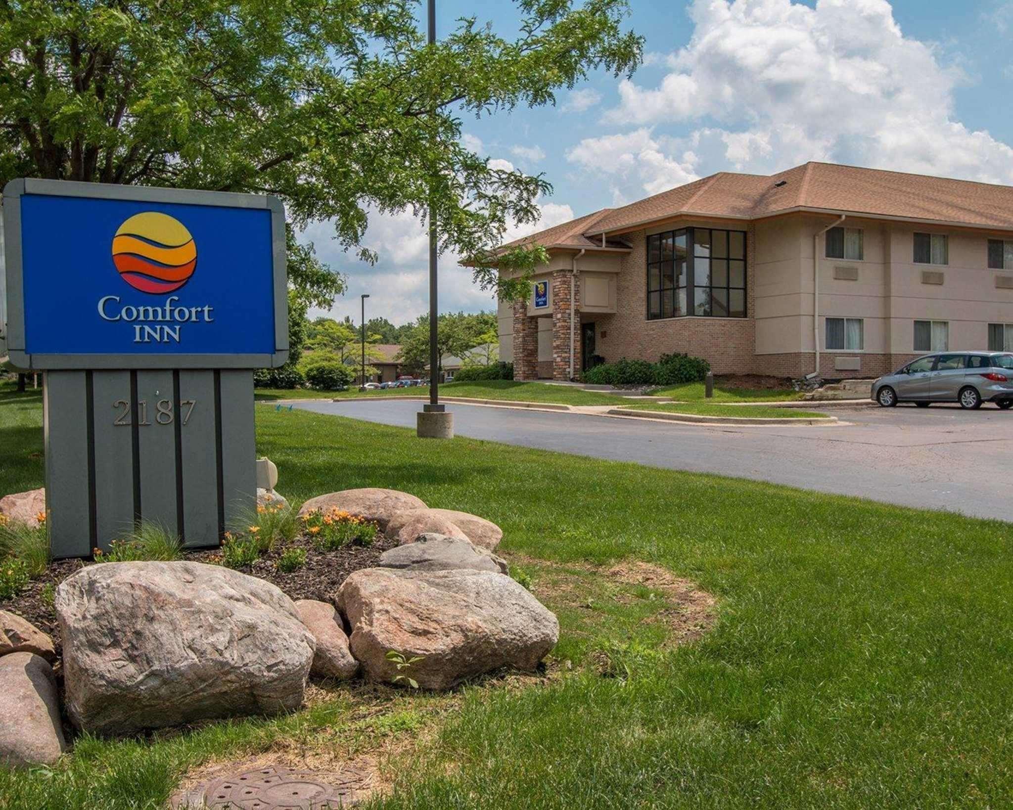 Comfort Inn Okemos - East Lansing Екстериор снимка
