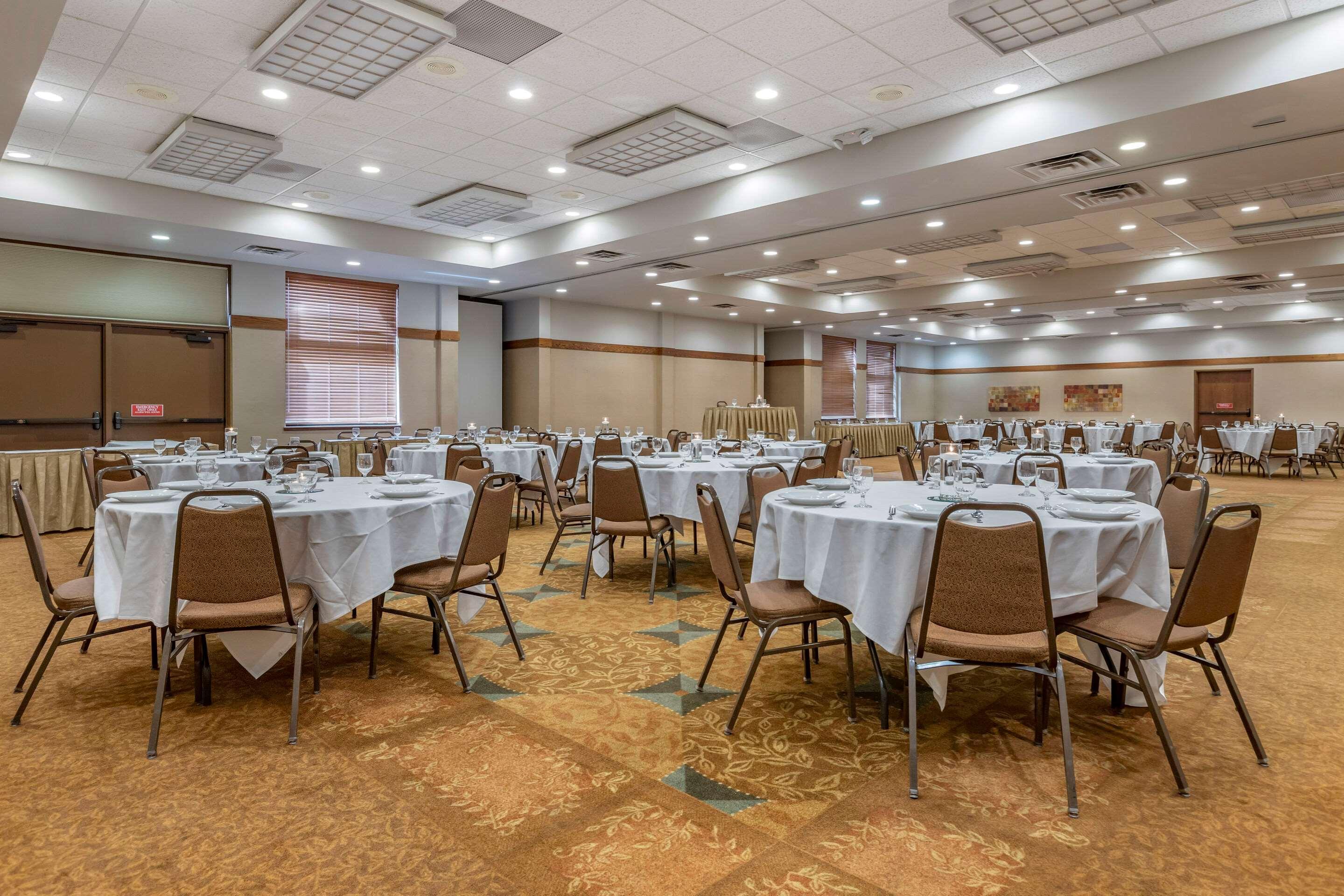 Comfort Inn Okemos - East Lansing Екстериор снимка