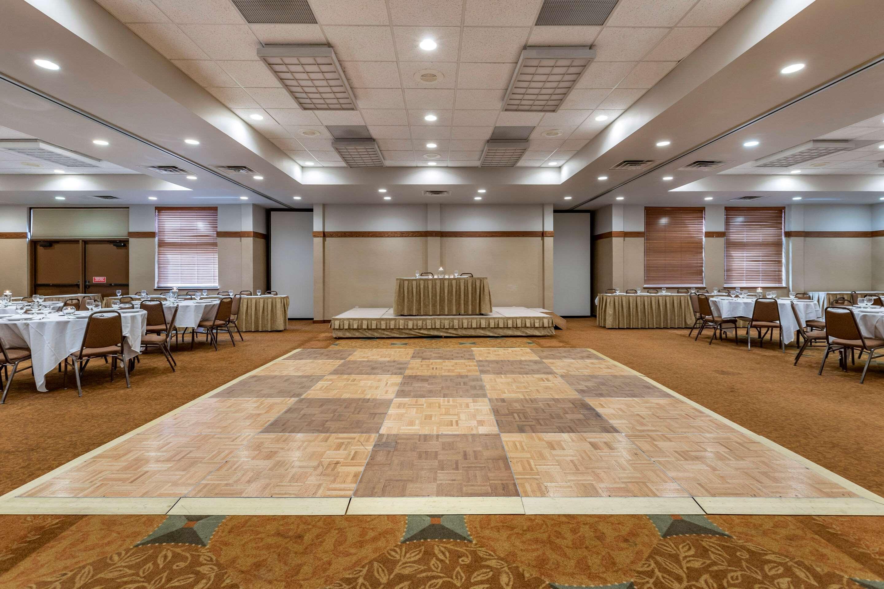Comfort Inn Okemos - East Lansing Екстериор снимка