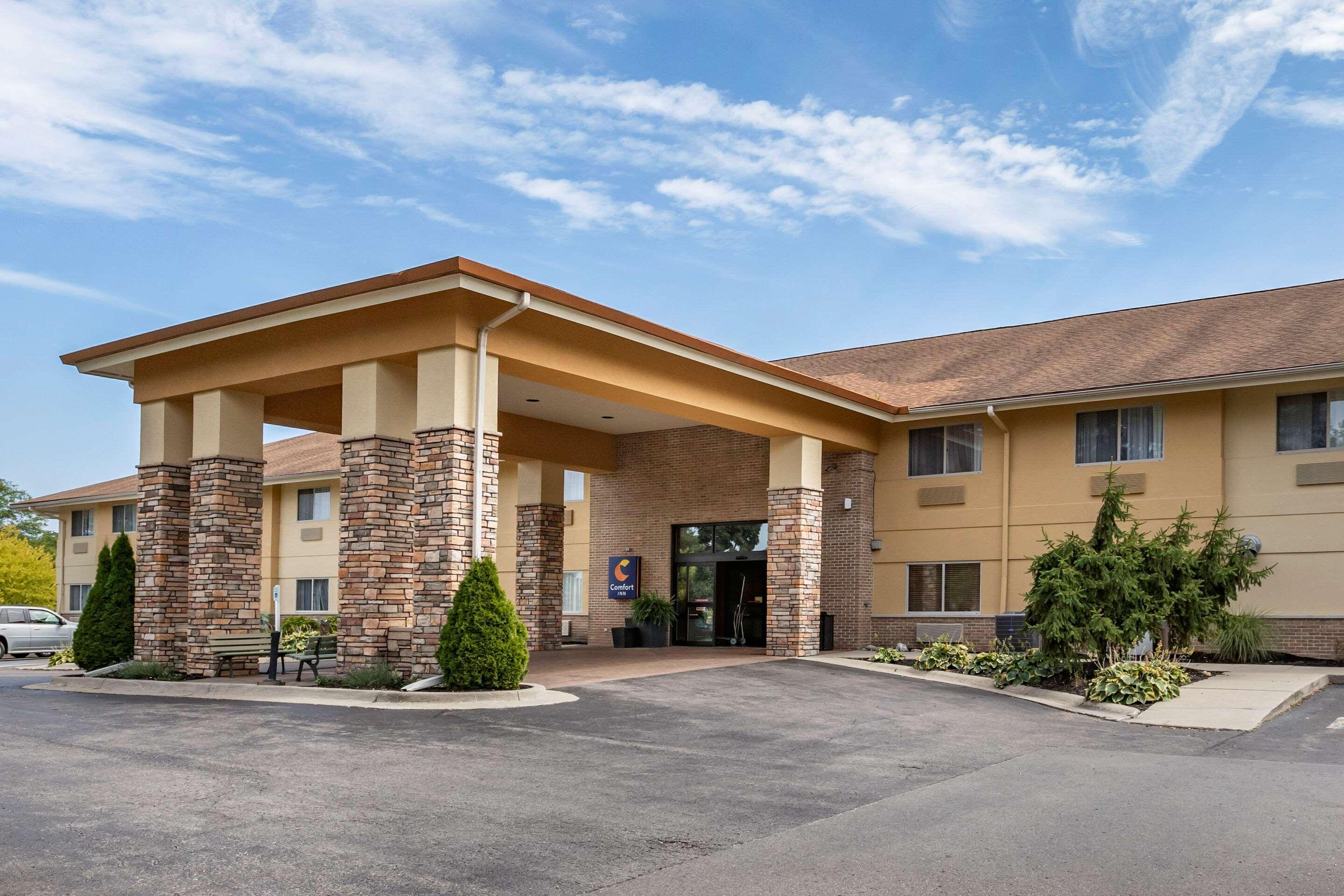 Comfort Inn Okemos - East Lansing Екстериор снимка
